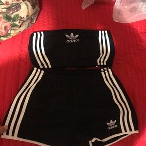 Adidas two piece summer set size small-XXL